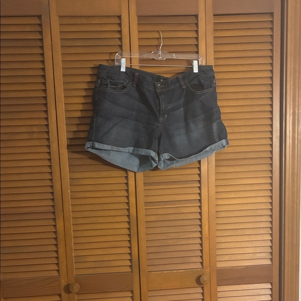 a.n.a Dark Blue Jean Shorts